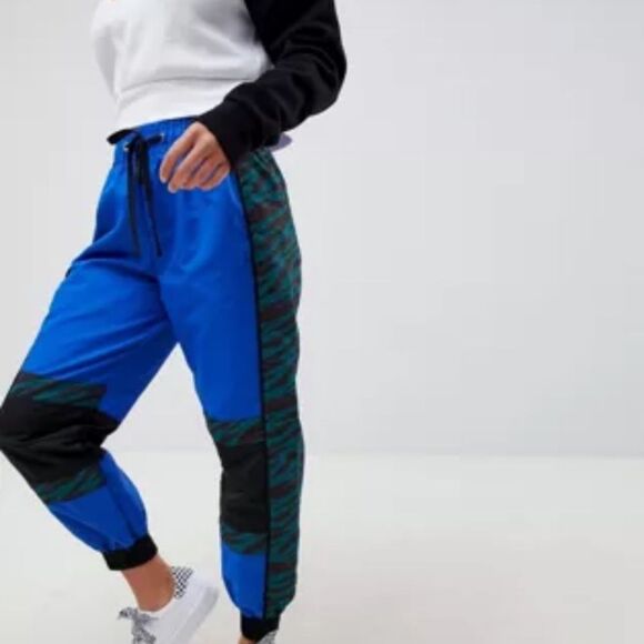 ASOS size 8 Blue jogger animal print streetwear abstract print black green pants - Picture 1 of 9